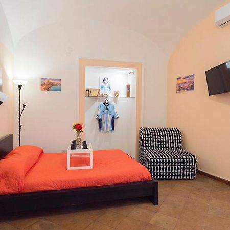 Napoli Centro Apartment A Balcony In The Heart Of Neapel Exterior foto