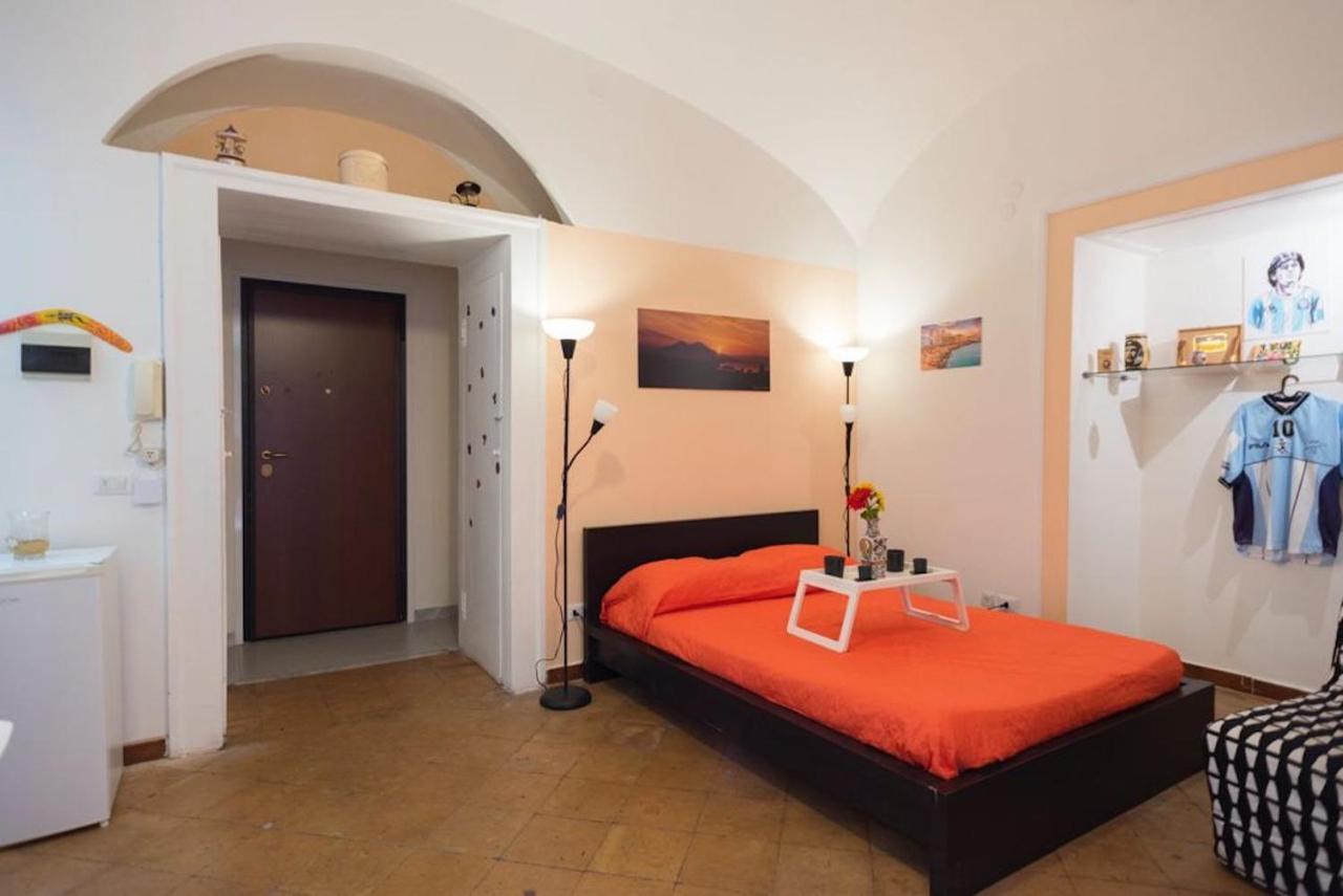 Napoli Centro Apartment A Balcony In The Heart Of Neapel Exterior foto
