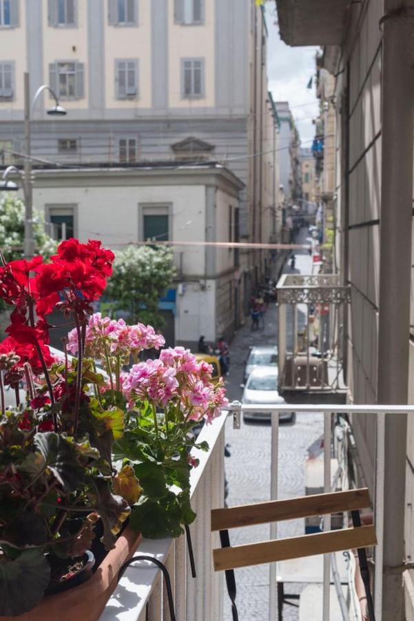 Napoli Centro Apartment A Balcony In The Heart Of Neapel Exterior foto